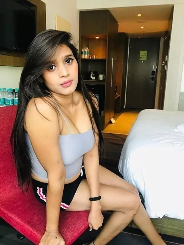 कॉल गर्ल्स सर्विस ठनगाजी